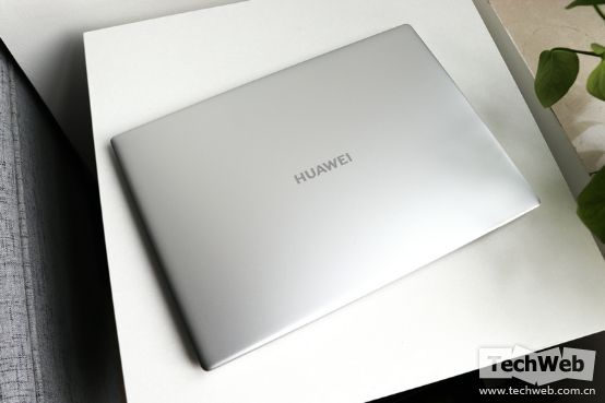 华为(HUAWEI) MateBook X 13英寸超轻薄微边框笔记本